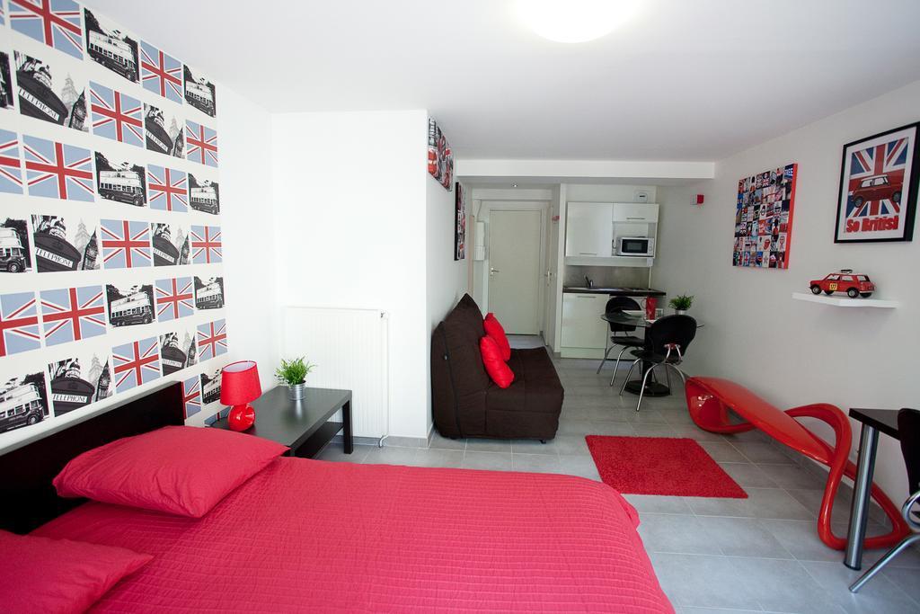 Residence Le Patricia Grenoble Room photo