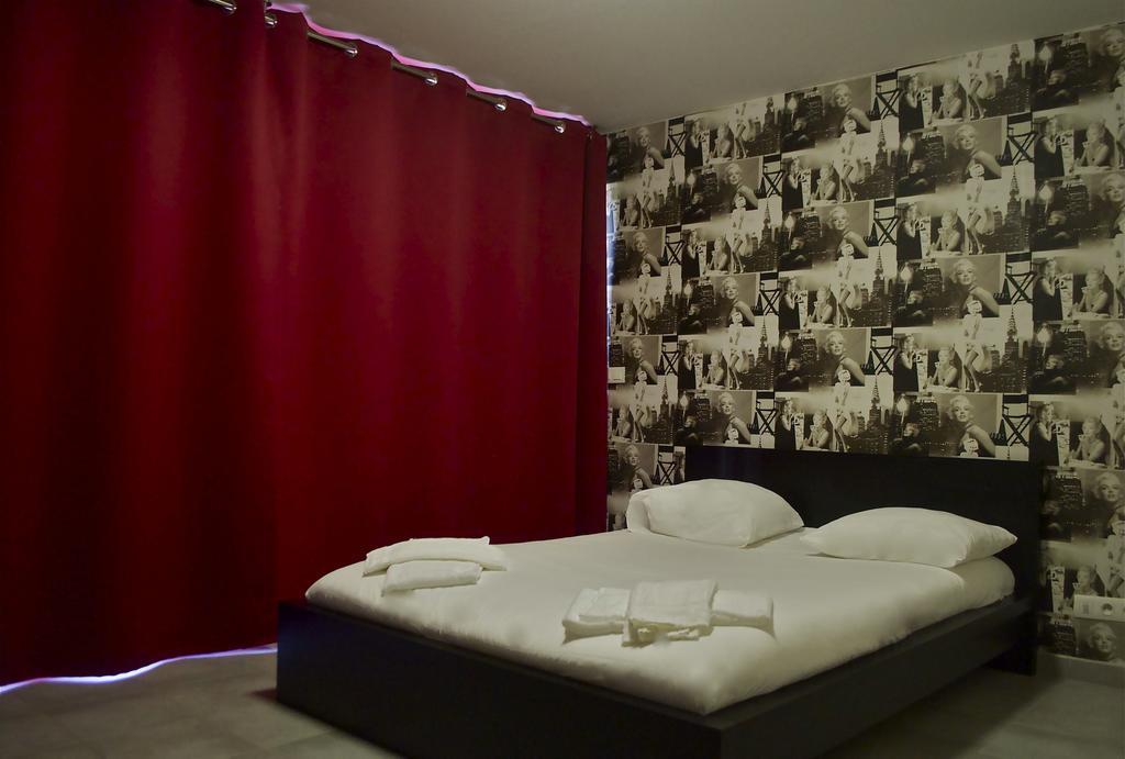 Residence Le Patricia Grenoble Room photo